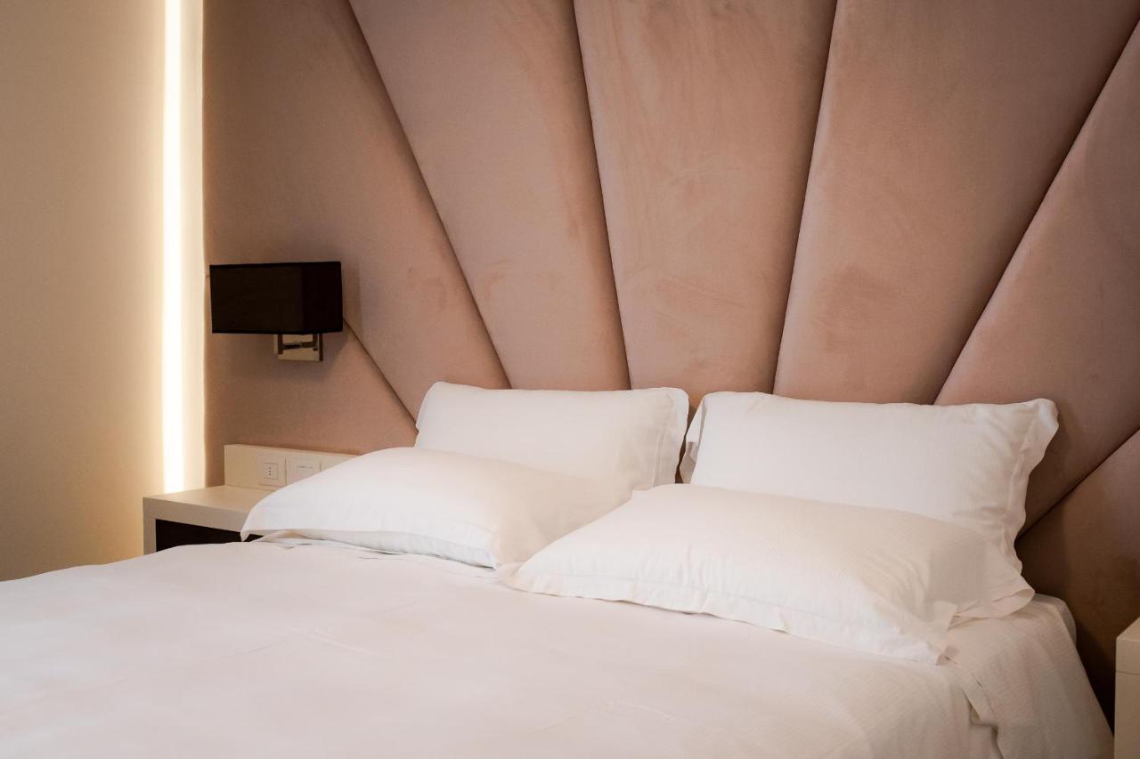 M2 Hotel カンピ・ビセンツィオ エクステリア 写真